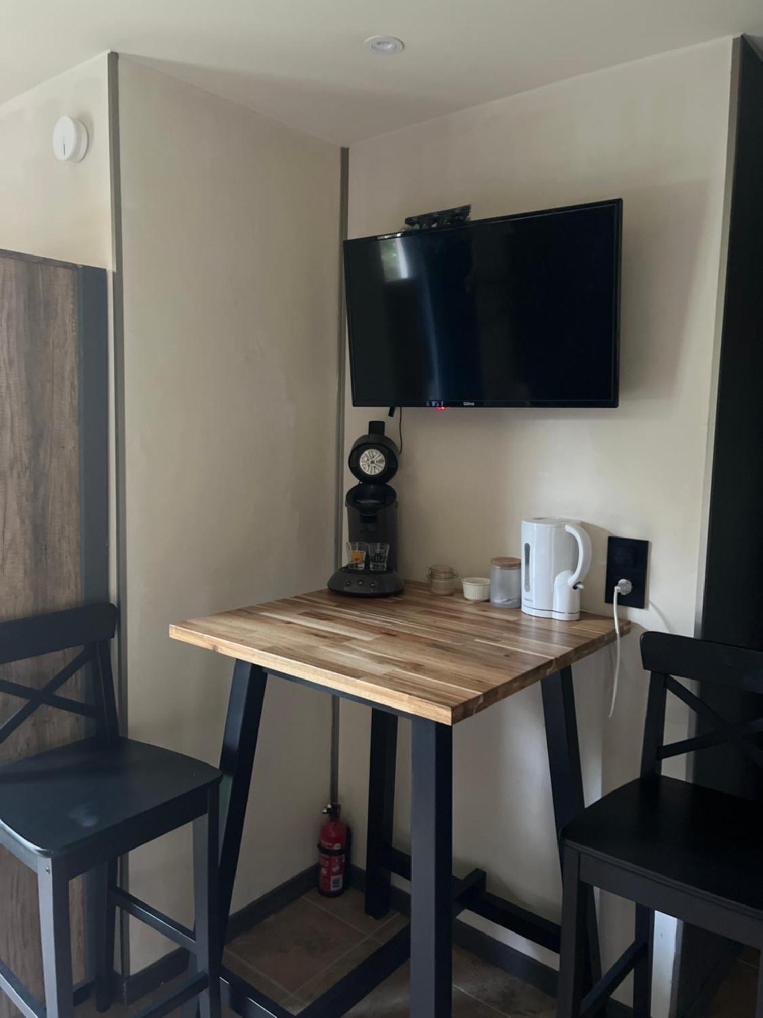Reves De Vie Studio Morgiou Avec Terrasse Et Parking Prive Cassis Exterior photo